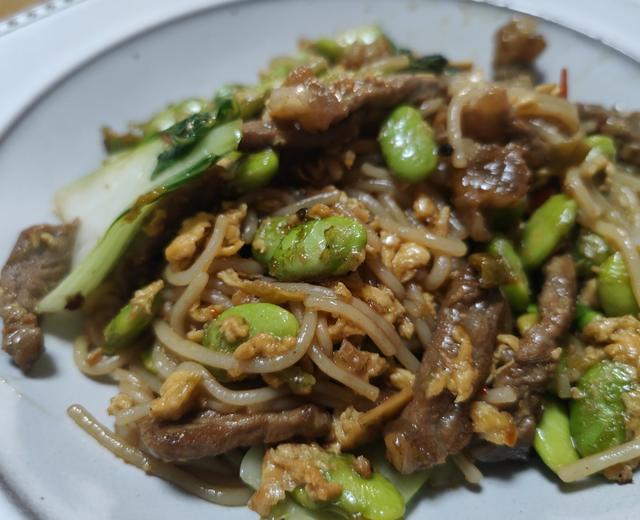 牛踏扁牛肉鸡蛋小青菜炒百合米粉的做法