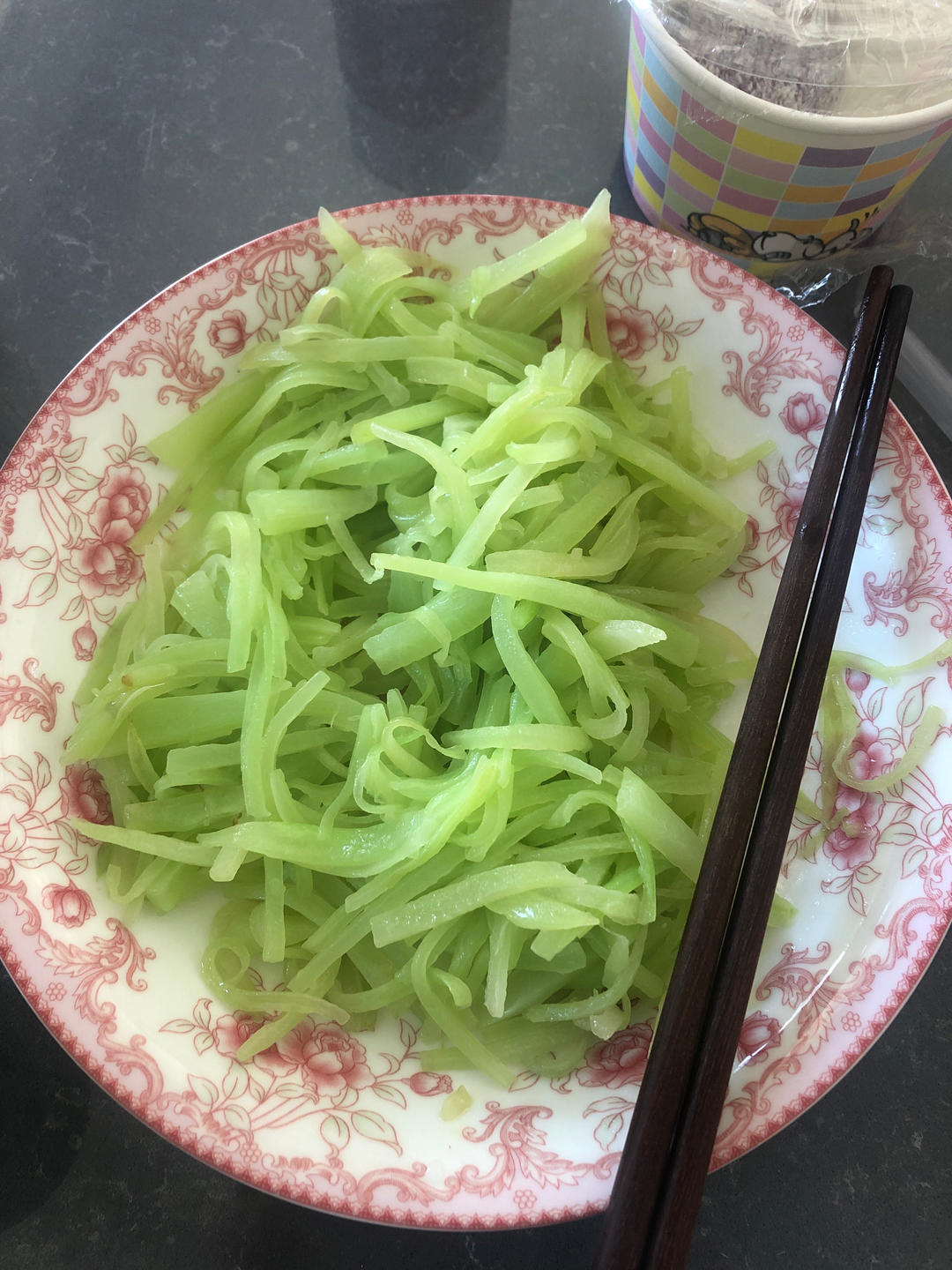 清炒莴笋丝