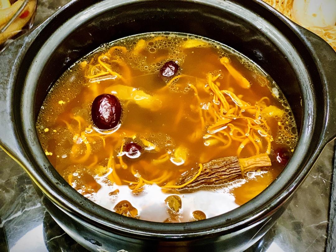 花胶羊肚菌汤—(美容养颜系列）