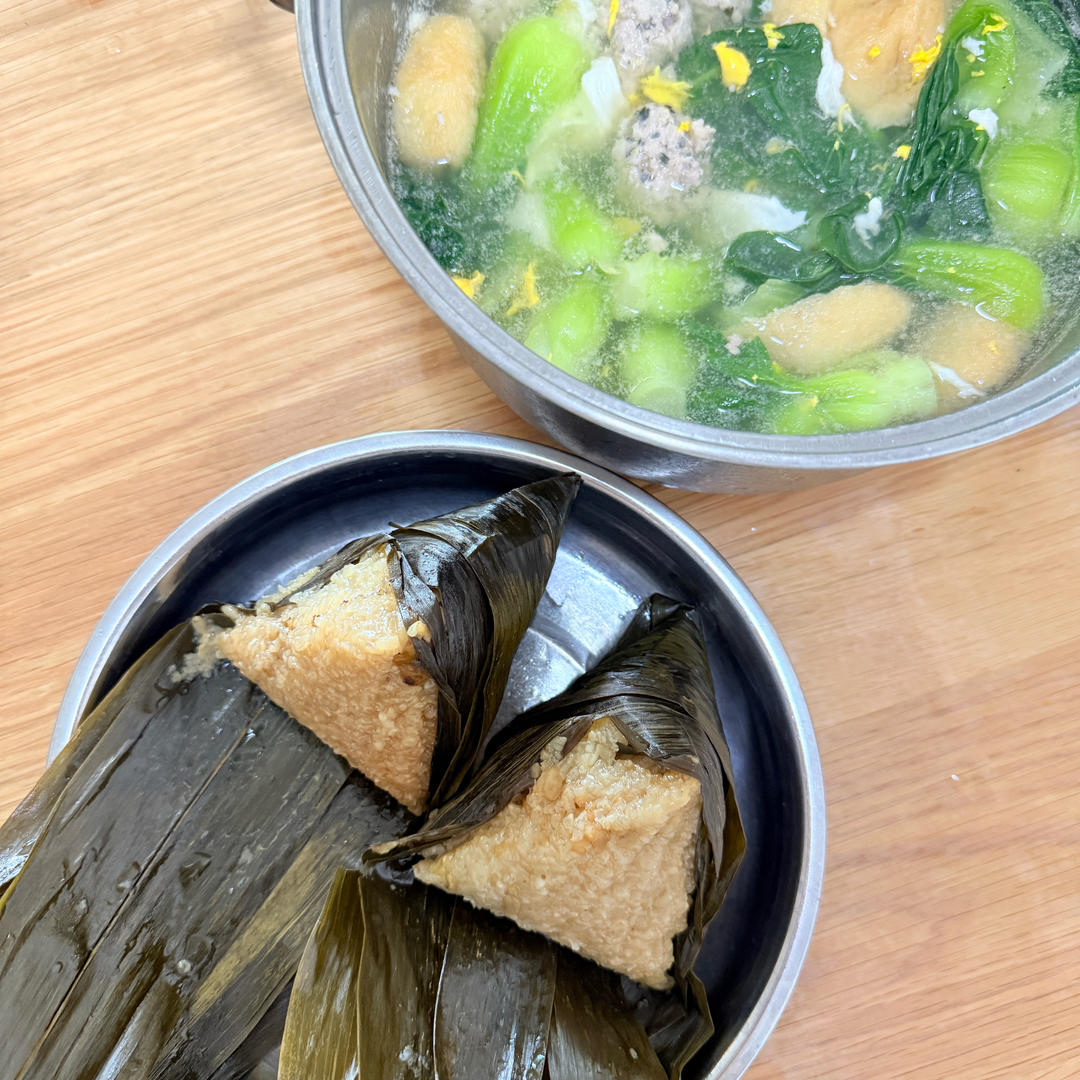 老人孩子都爱的肉丸青菜汤