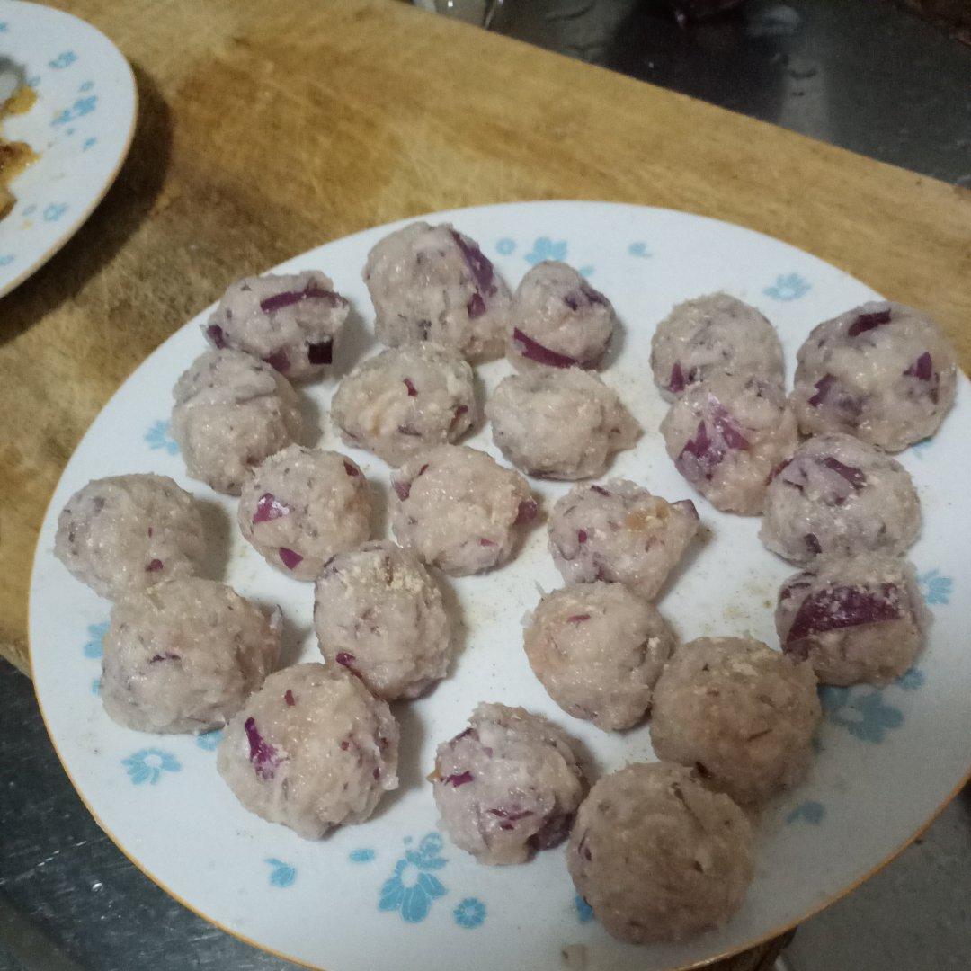 蔬菜鸡肉丸子