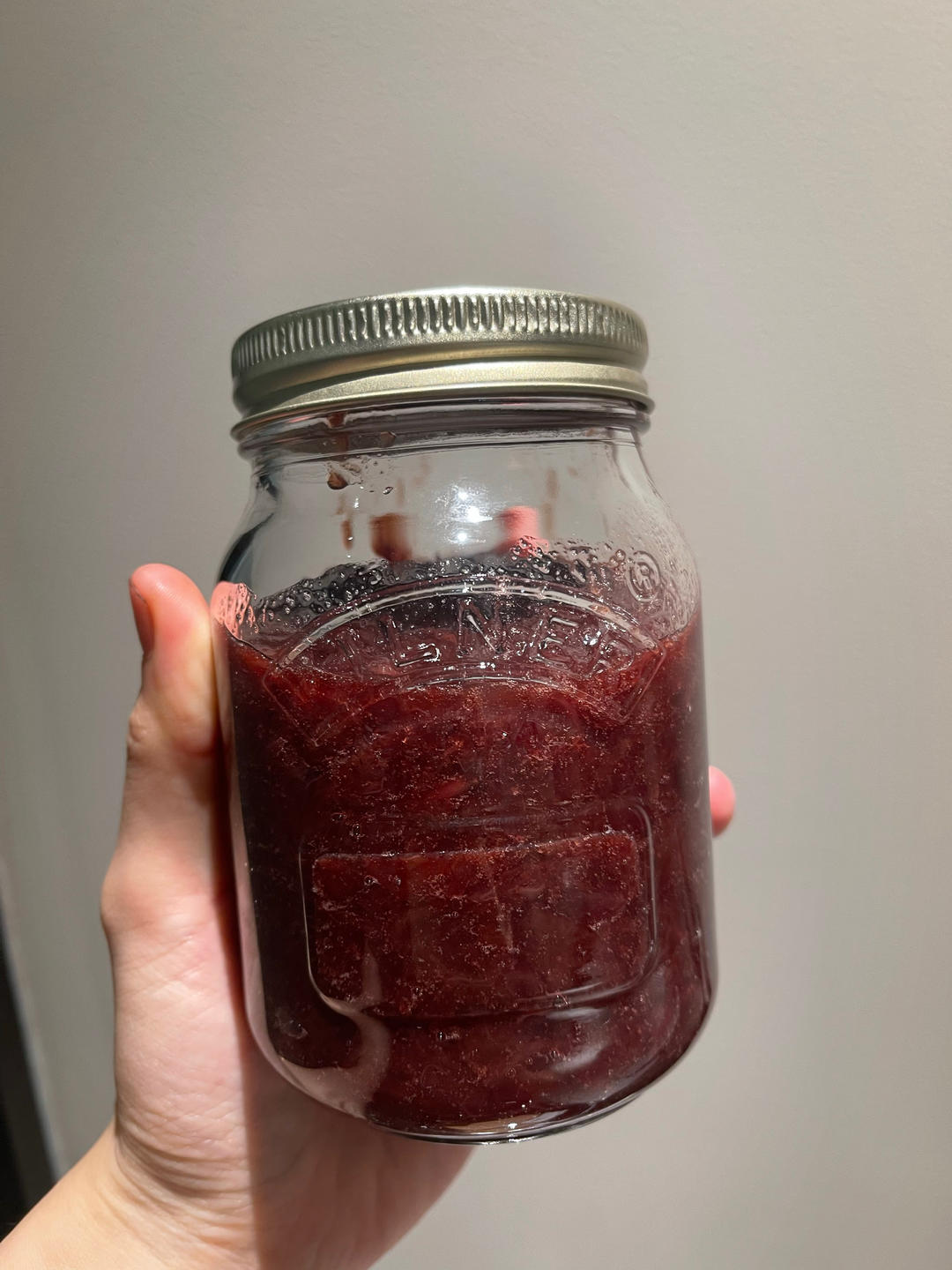自制酸甜可口的葡萄果酱