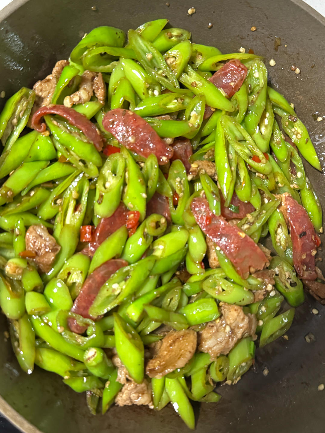 腊肠炒杭椒