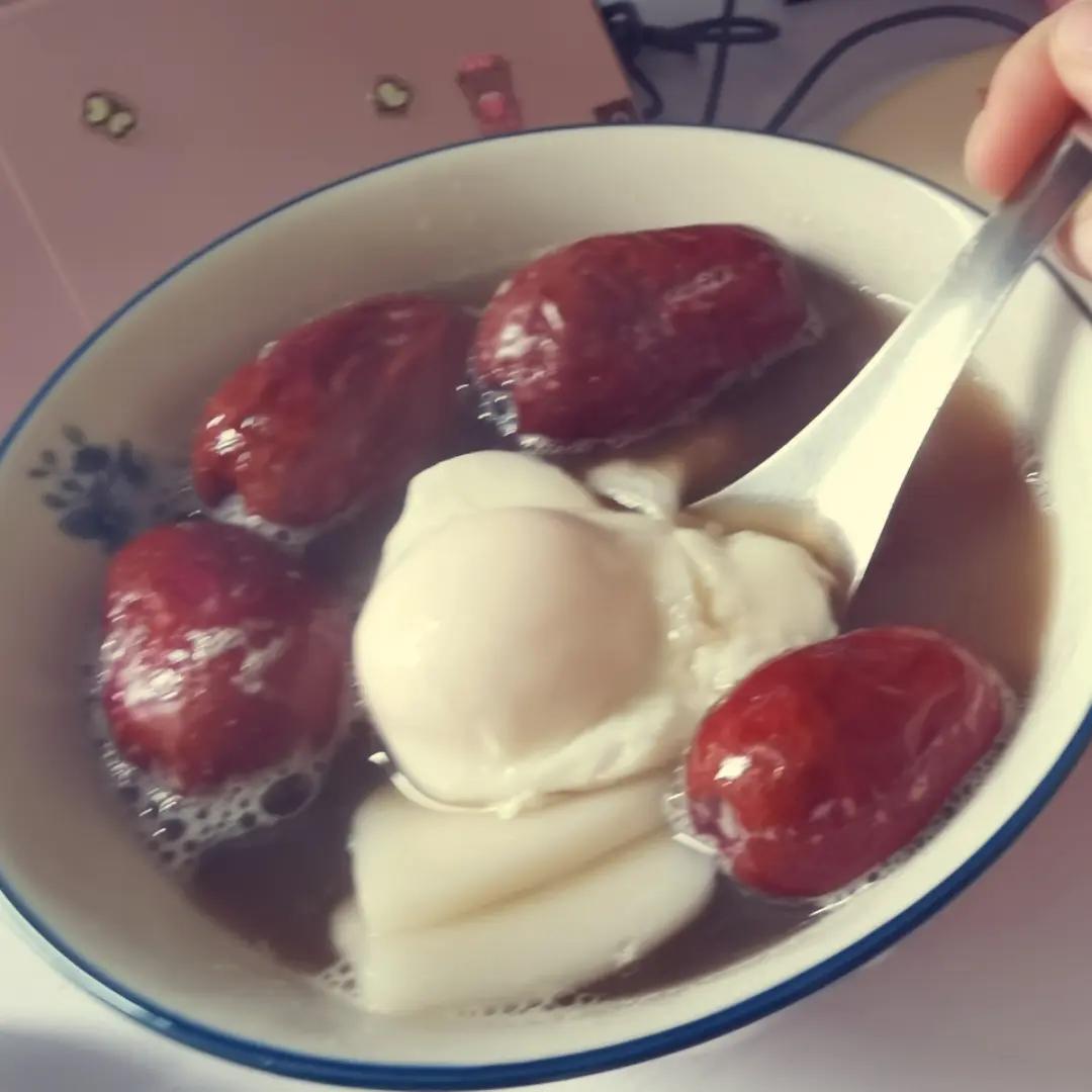 女孩子经期喝这个，驱寒❗️暖宫❗养颜❗️