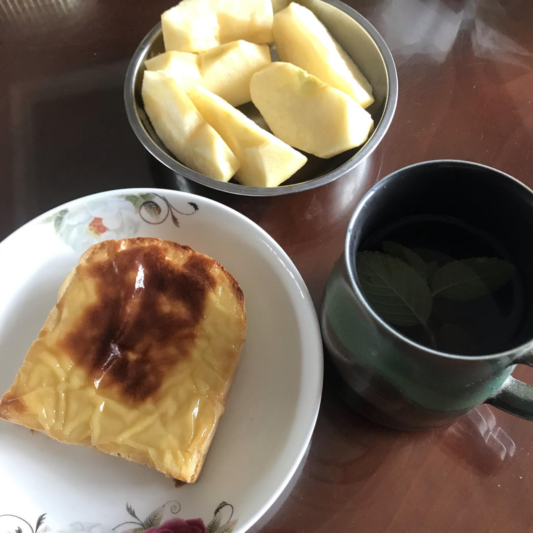 零失败快手岩烧乳酪(熔岩吐司)十分钟网红早餐，好吃哭