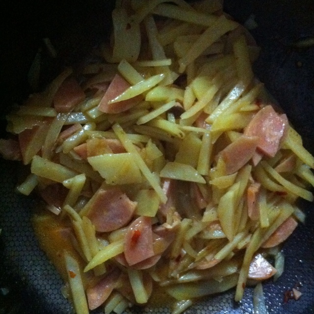 火腿炒土豆丝