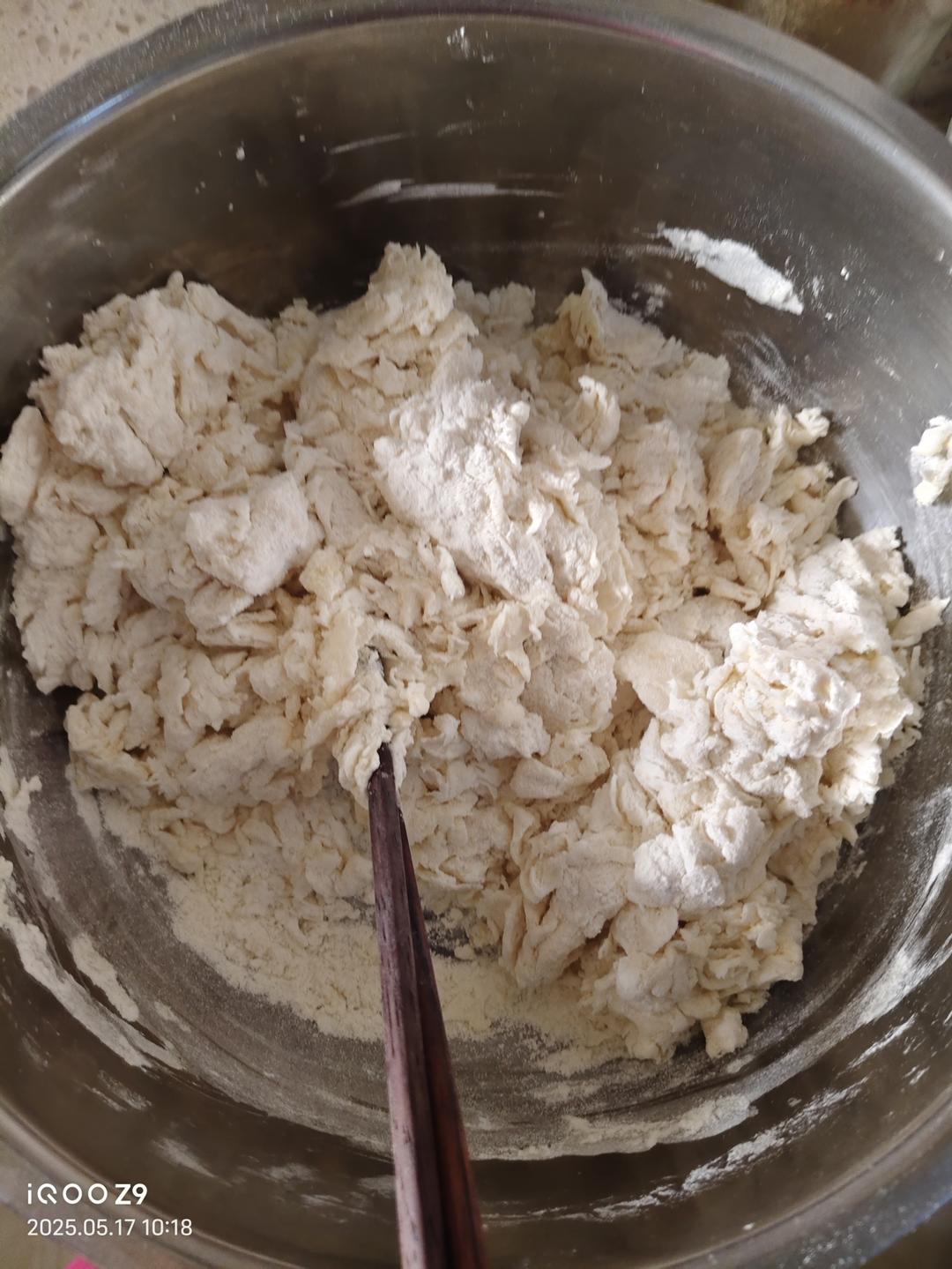 肉夹馍饼(不用泡打粉也外酥里嫩的肉夹馍饼)