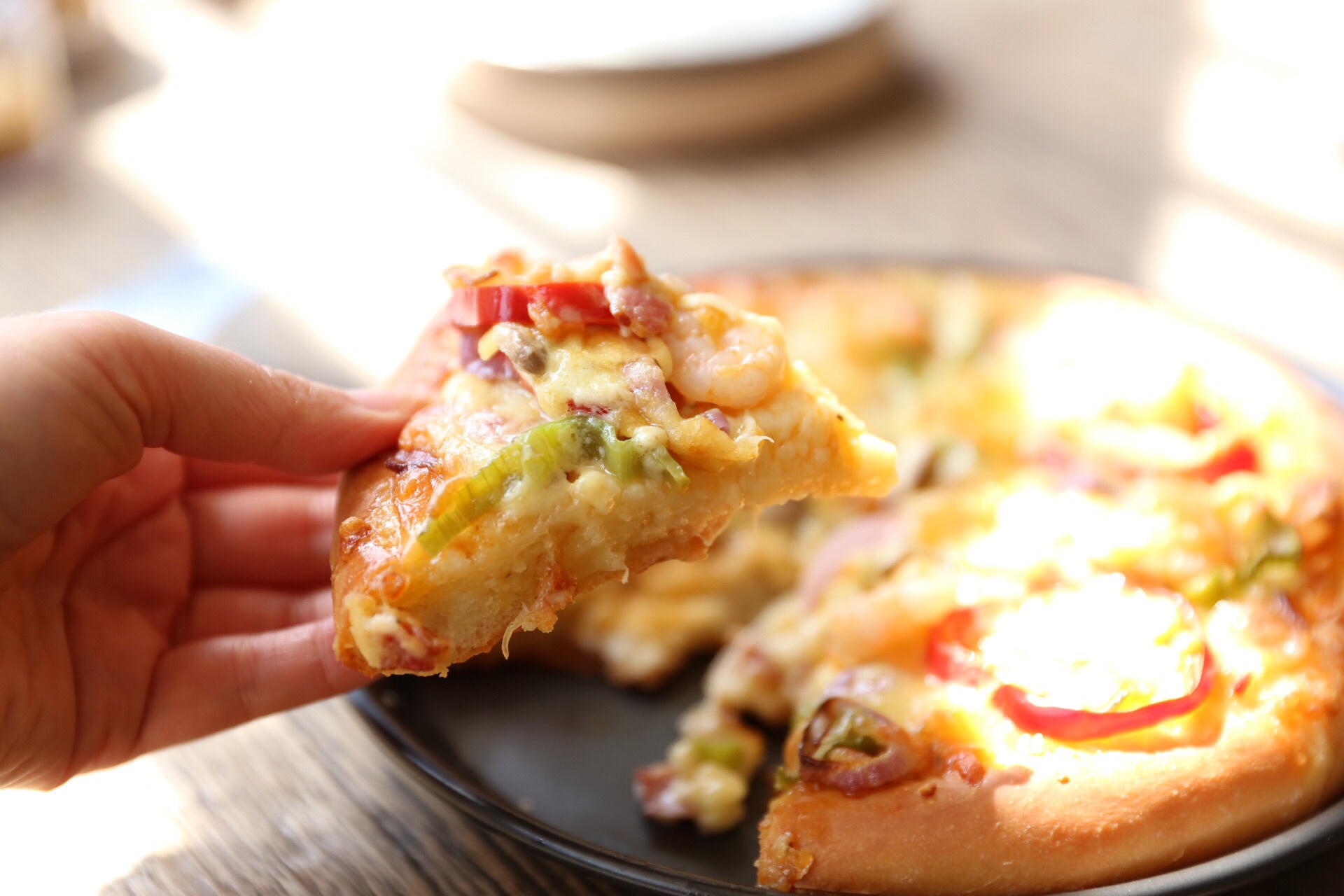 北鼎烤箱食谱～培根虾仁披萨的做法