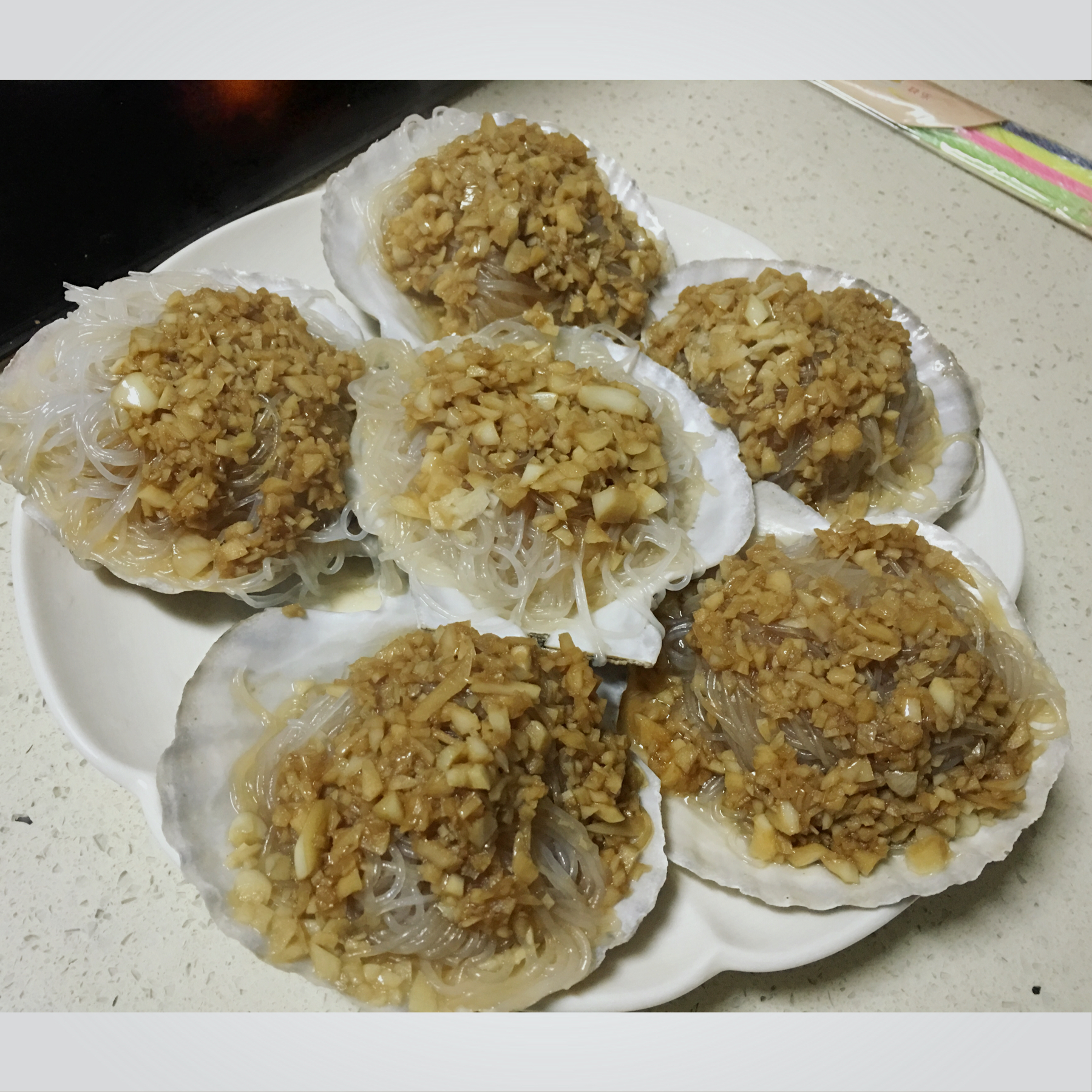 蒜蓉粉丝蒸扇贝