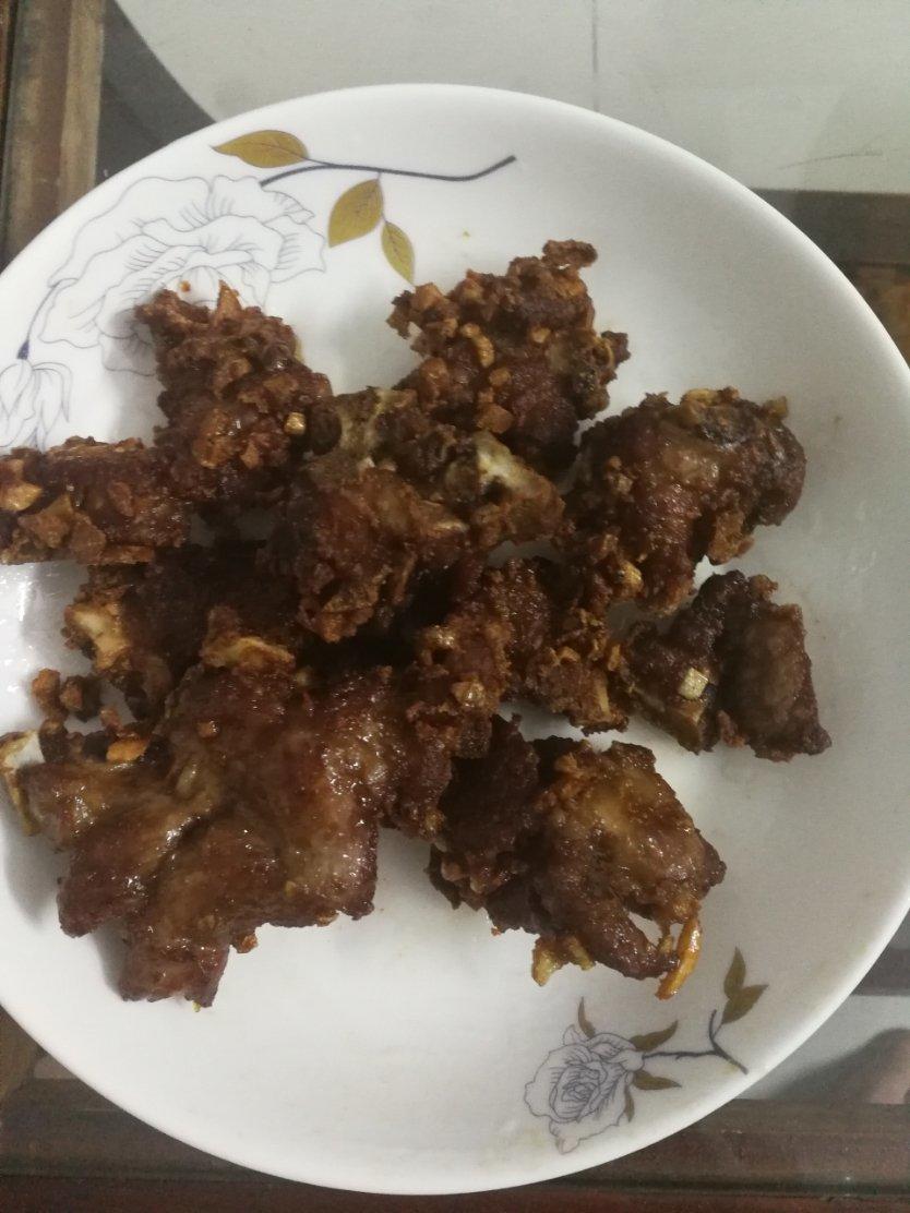 蒜香排骨