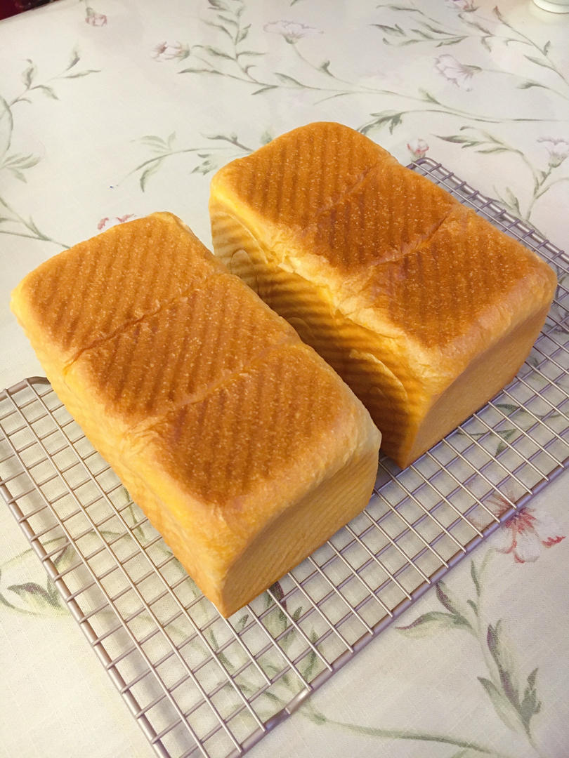 《Tinrry+》软绵绵的白吐司