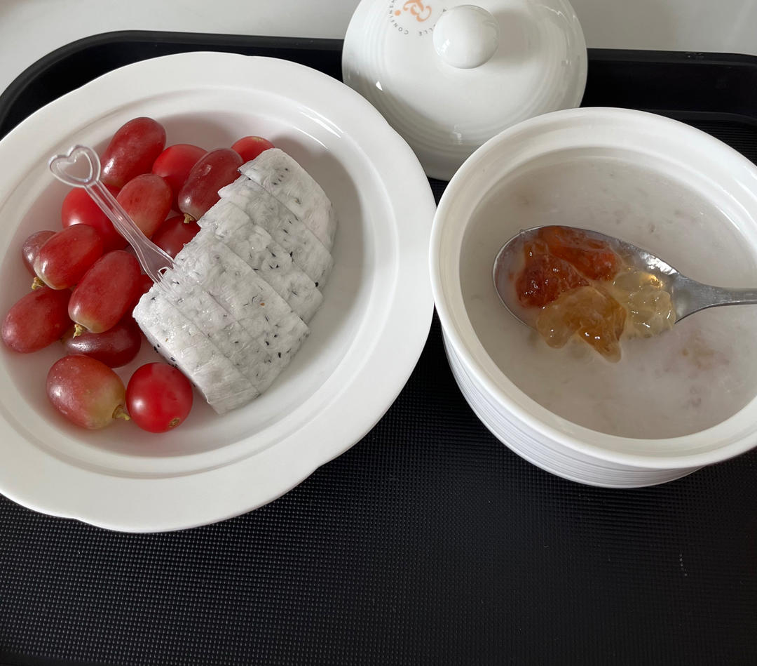 月子餐：早餐、下午茶、宵夜
