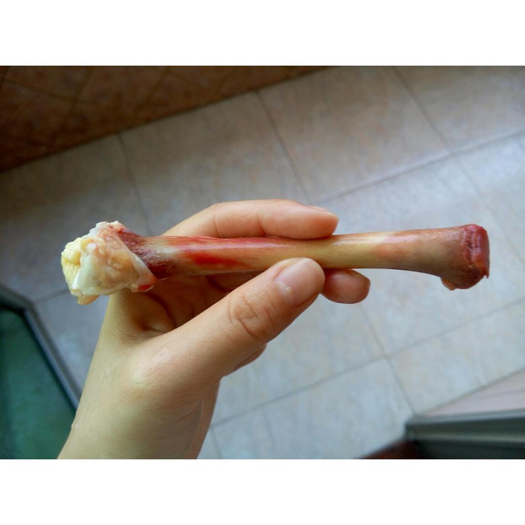 快速鸡腿去骨