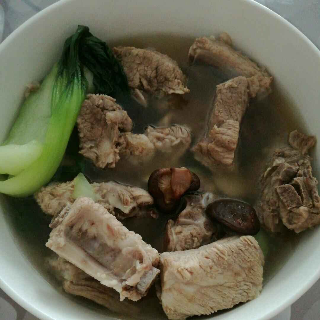 马来西亚肉骨茶（丰富配料版）
