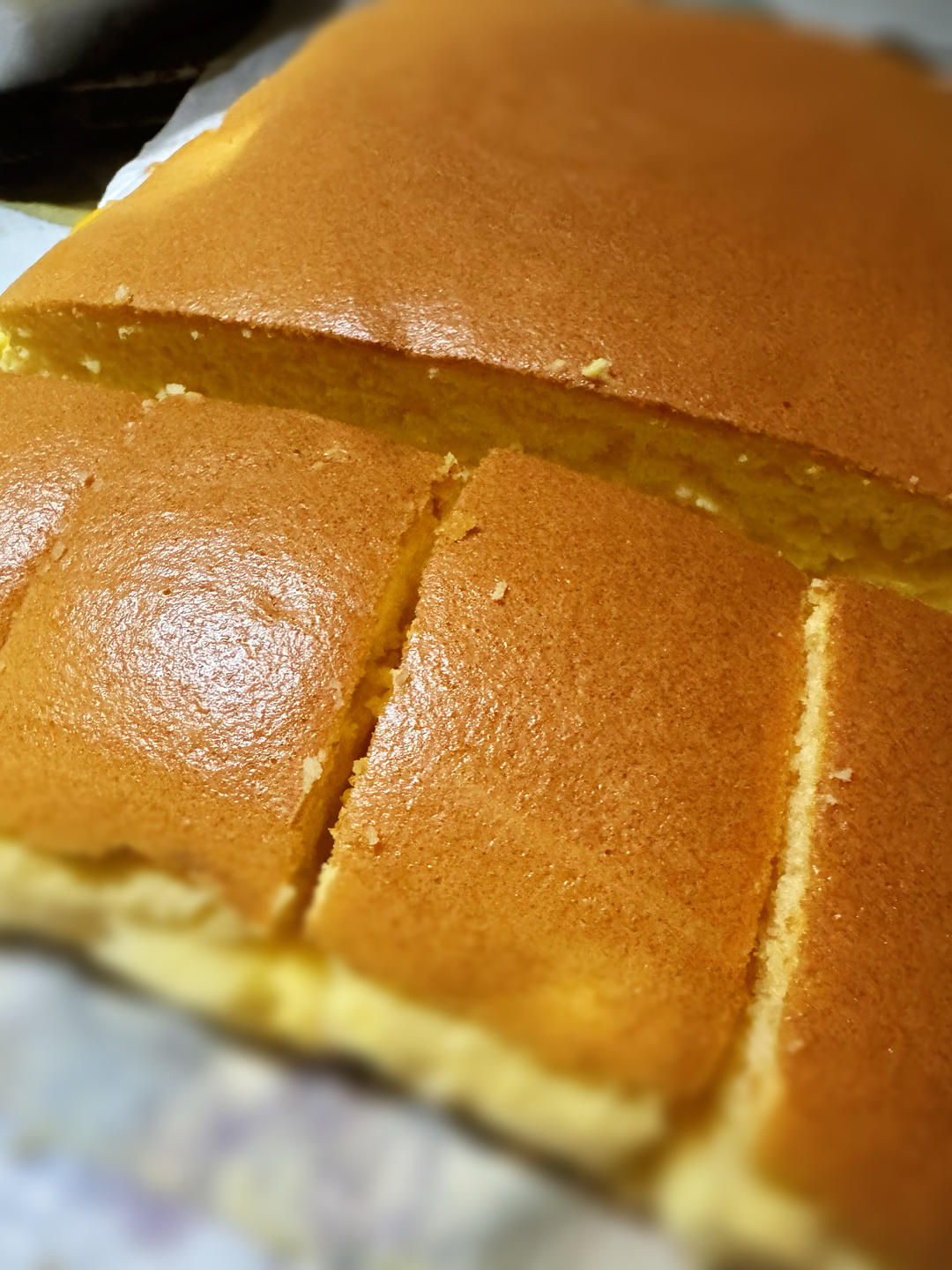 堪比柯基屁股
爆浆芝士🧀古早蛋糕
