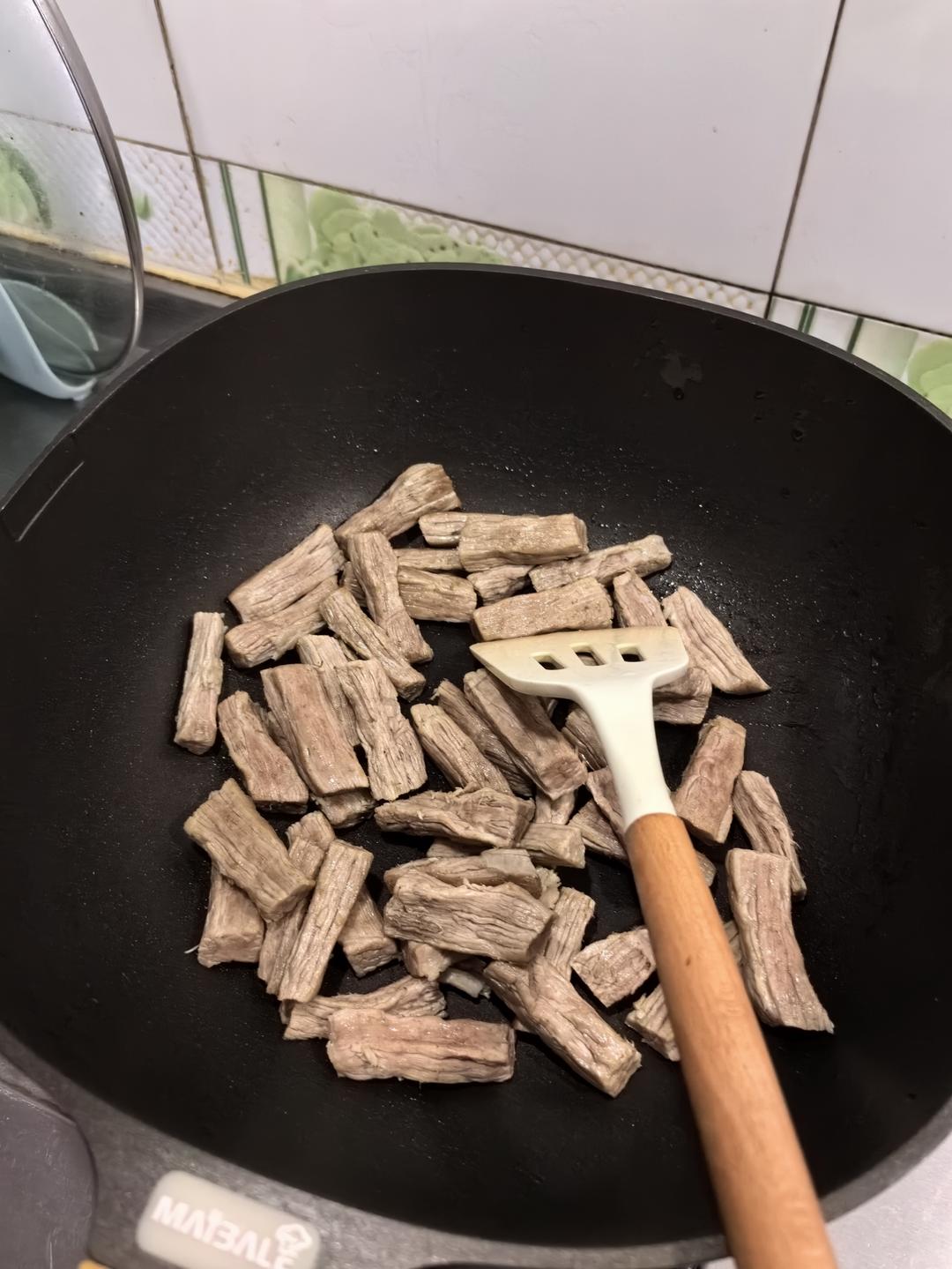 五香牛肉干