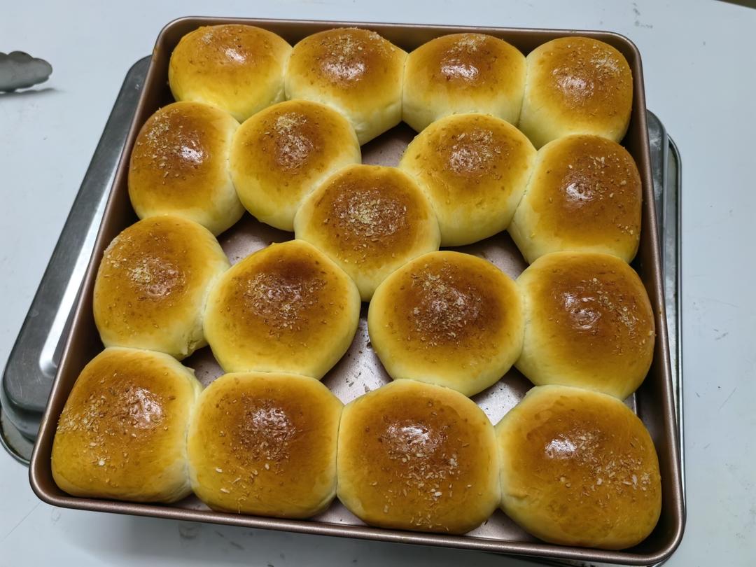 椰蓉奶香小餐包