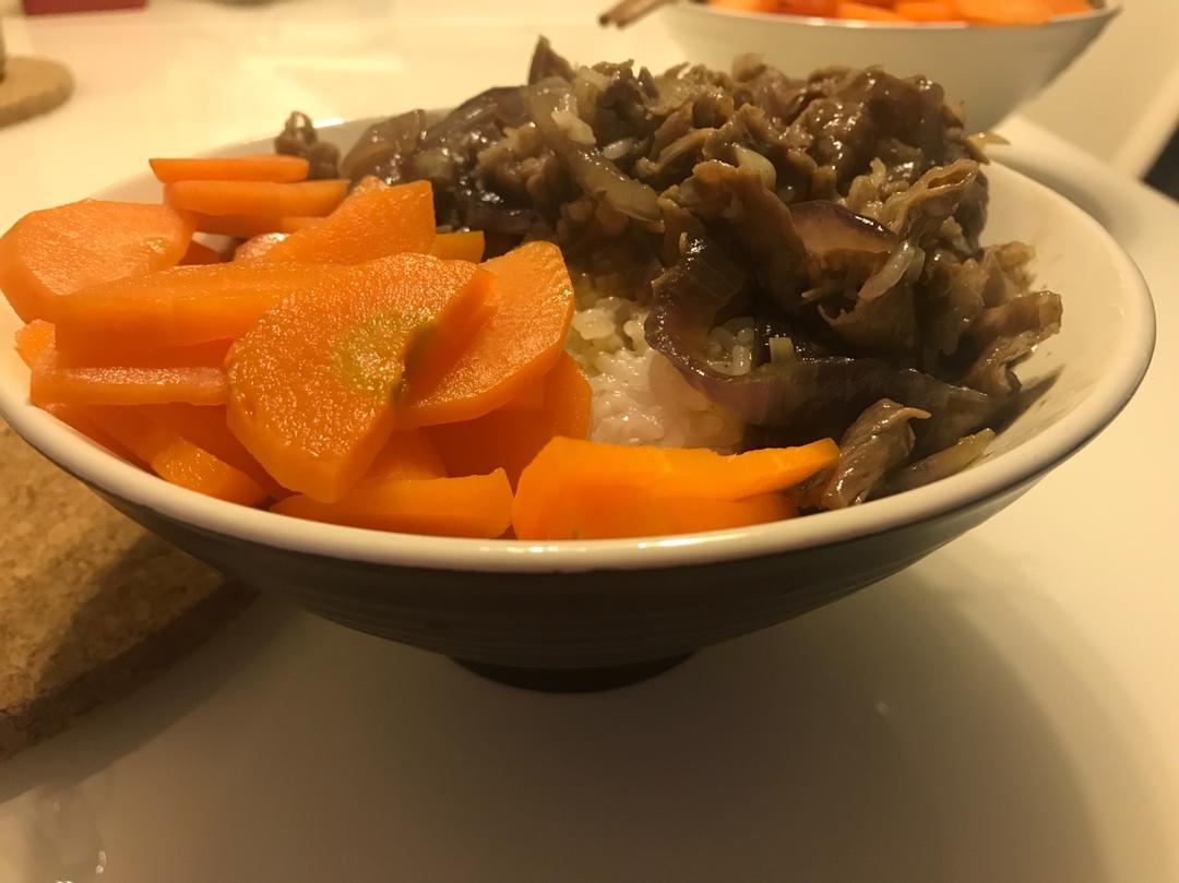 肥牛饭