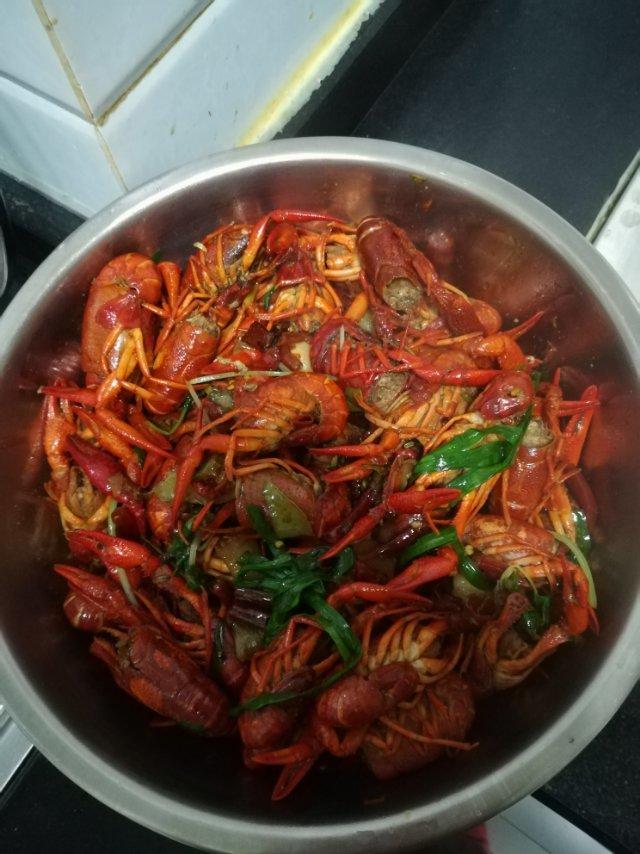 炫心做的麻辣小龙虾
