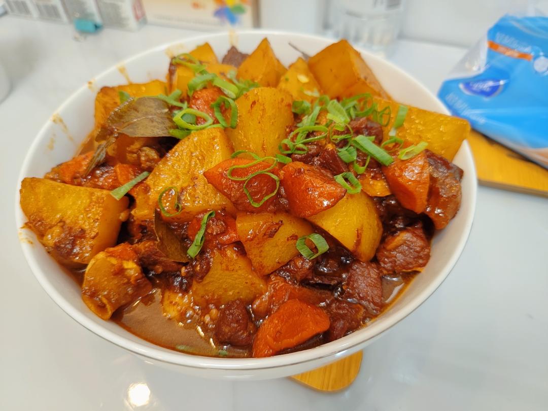 番茄土豆炖牛腩