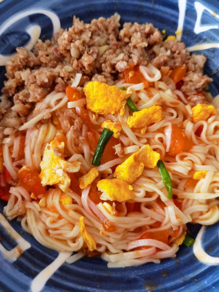 超简单❗️快来碗西红柿炒鸡蛋盖浇面🍝