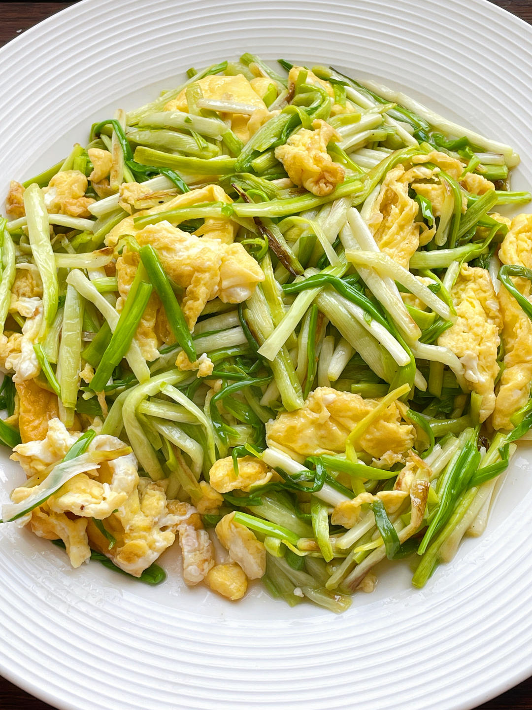 快手家常菜！蒜苗炒鸡蛋