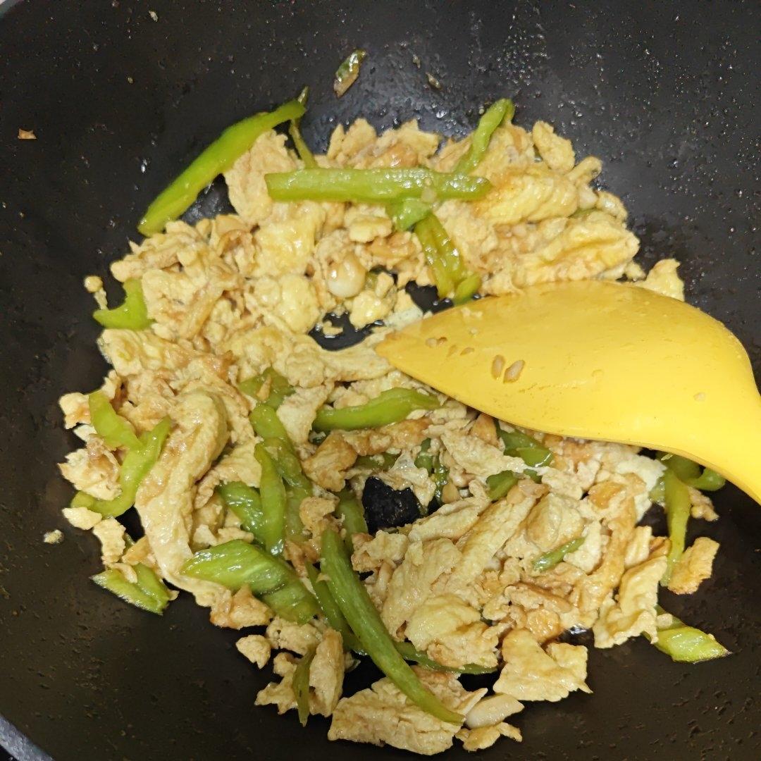 青椒炒蛋