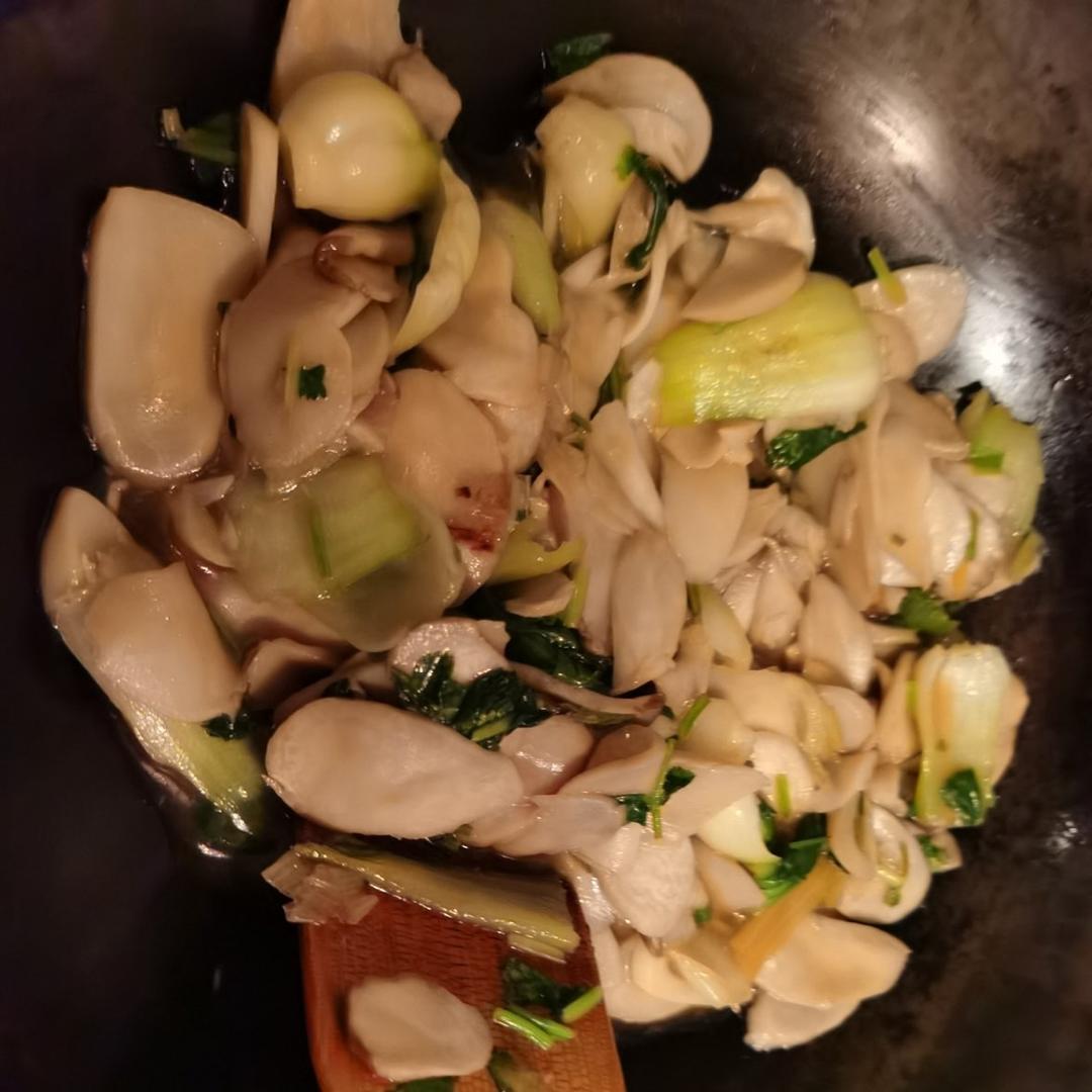 小炒油菜杏鲍菇