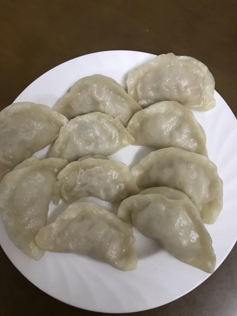 猪肉大葱烫面蒸饺