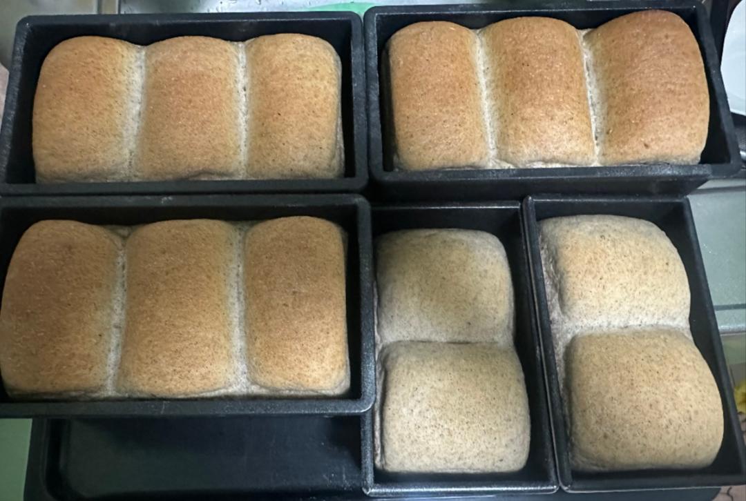 黑芝麻全麦吐司
