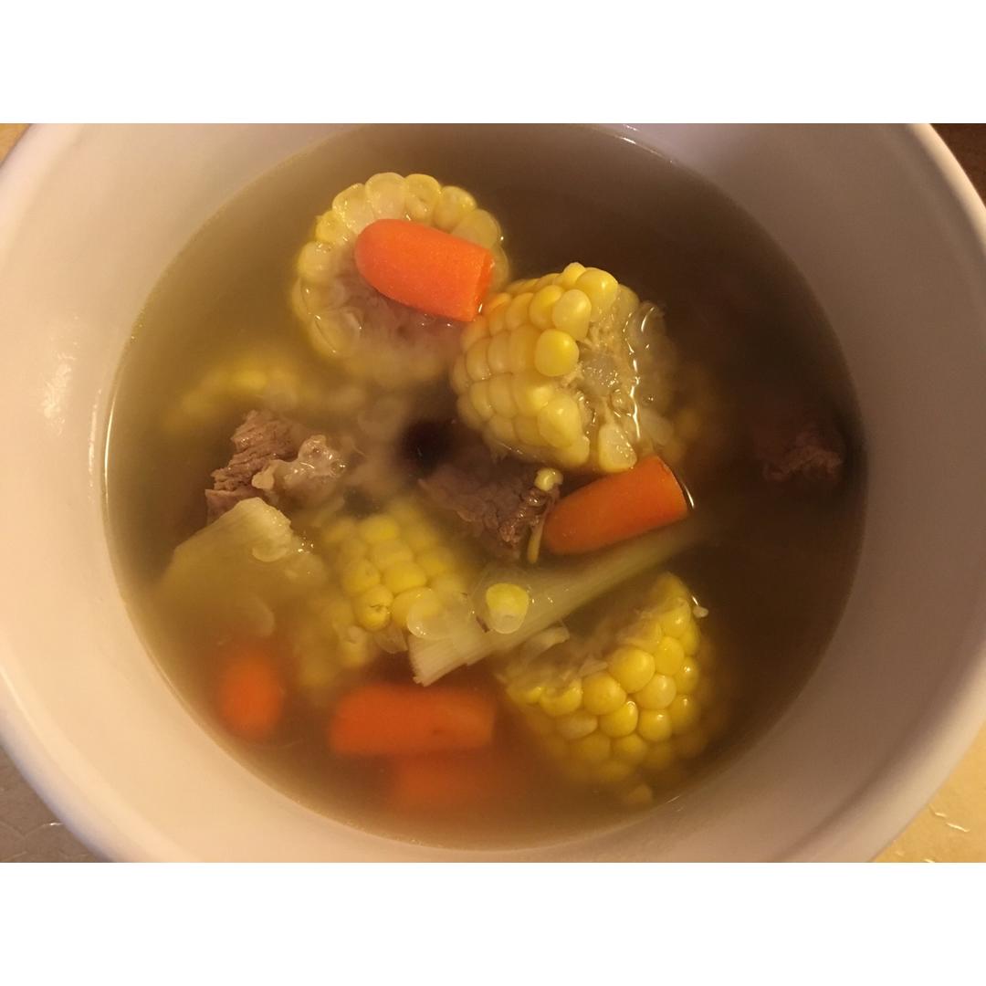 萝卜玉米牛肉汤