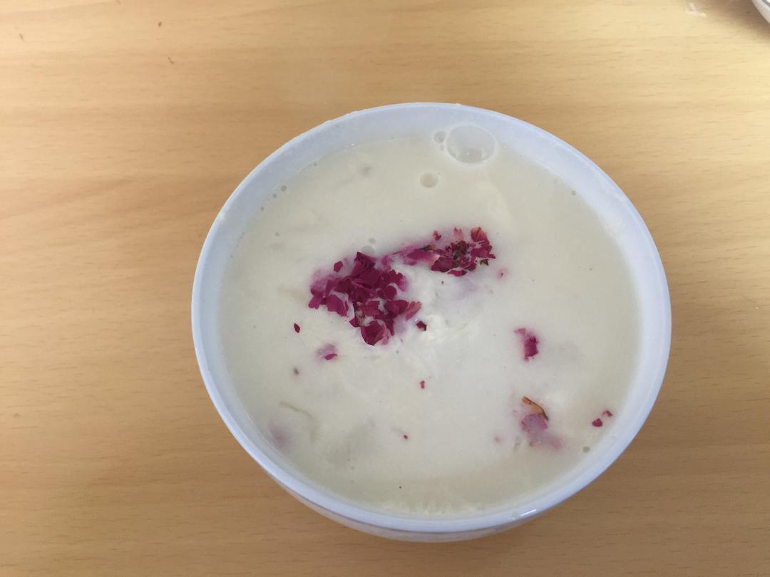 玫瑰花香的美齡粥