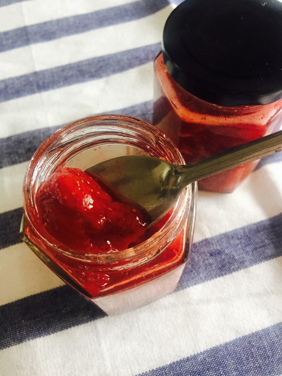 自制草莓果酱