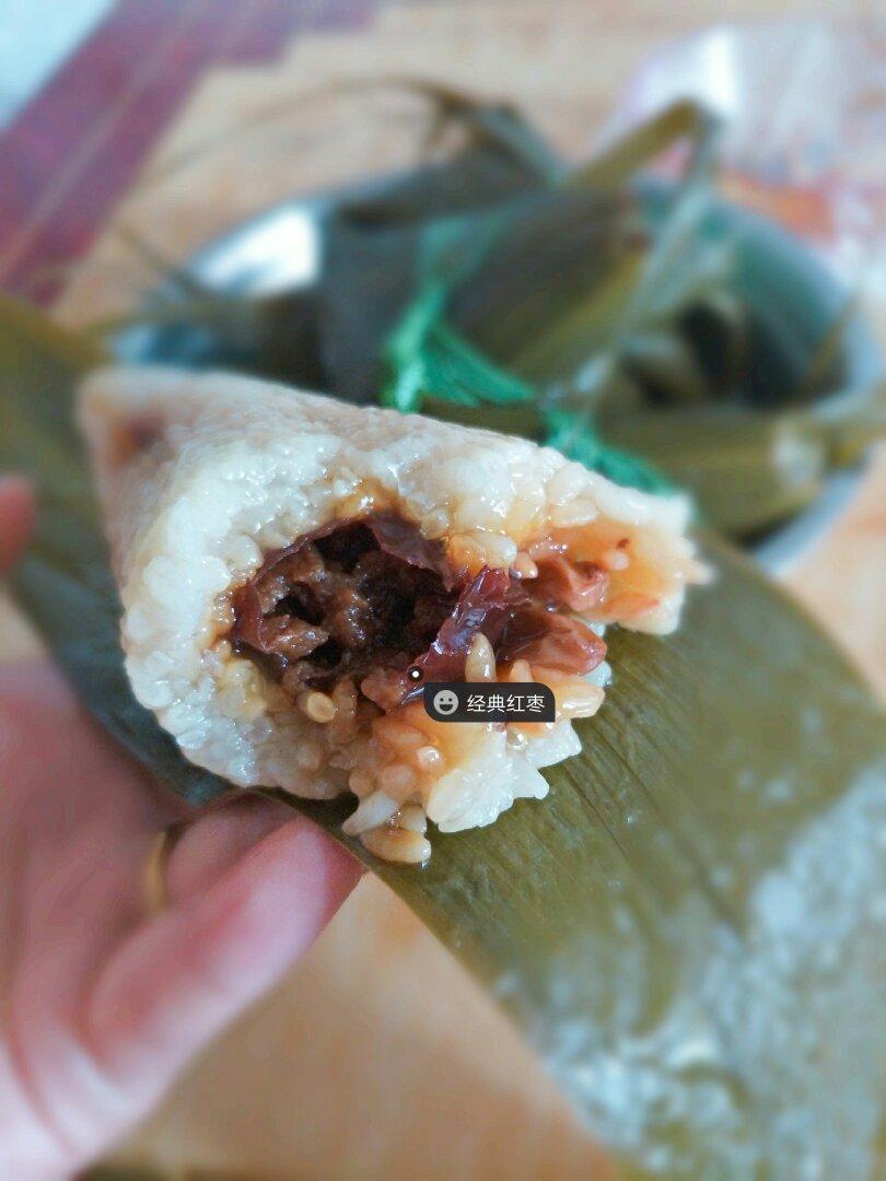 蛋黄肉粽