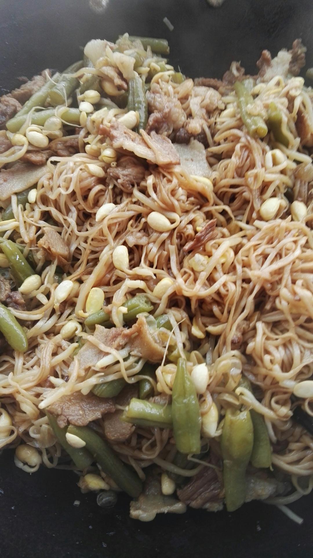 家常卤面的做法