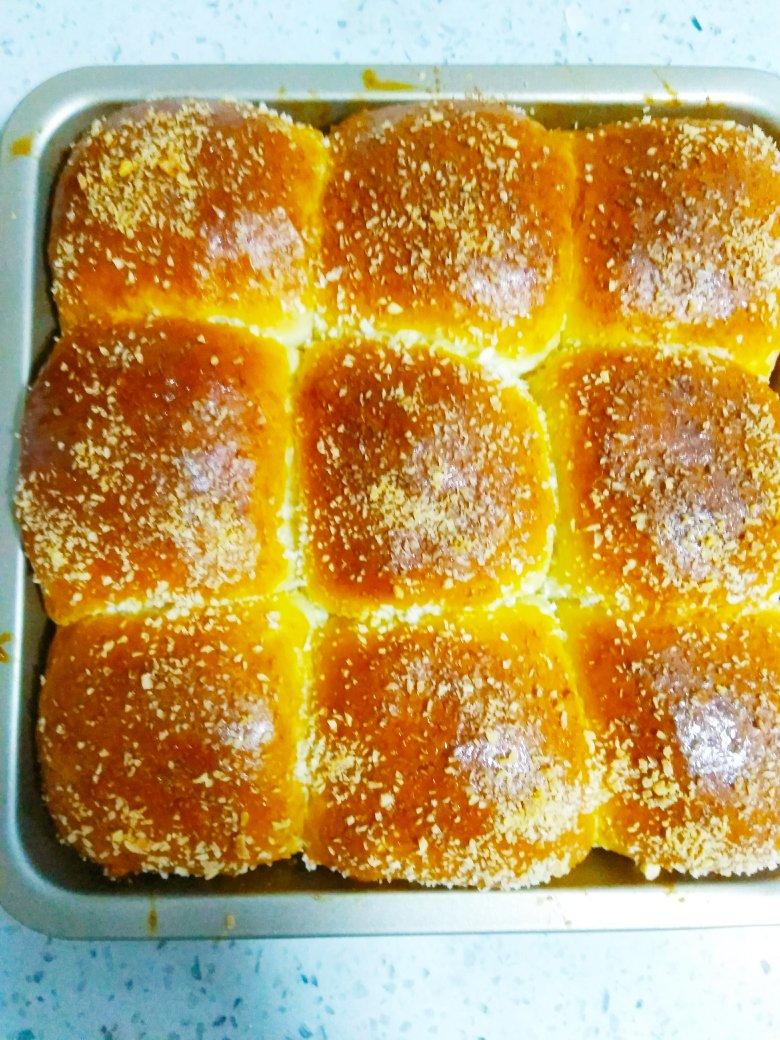 思缘12做的椰丝面包