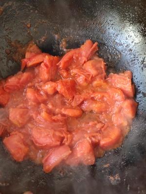 砂锅西红柿土豆牛腩汤的做法 步骤8