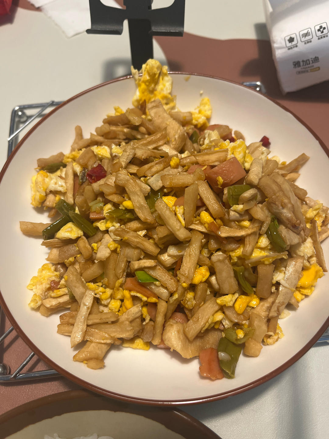 下饭神菜｜萝卜干炒蛋