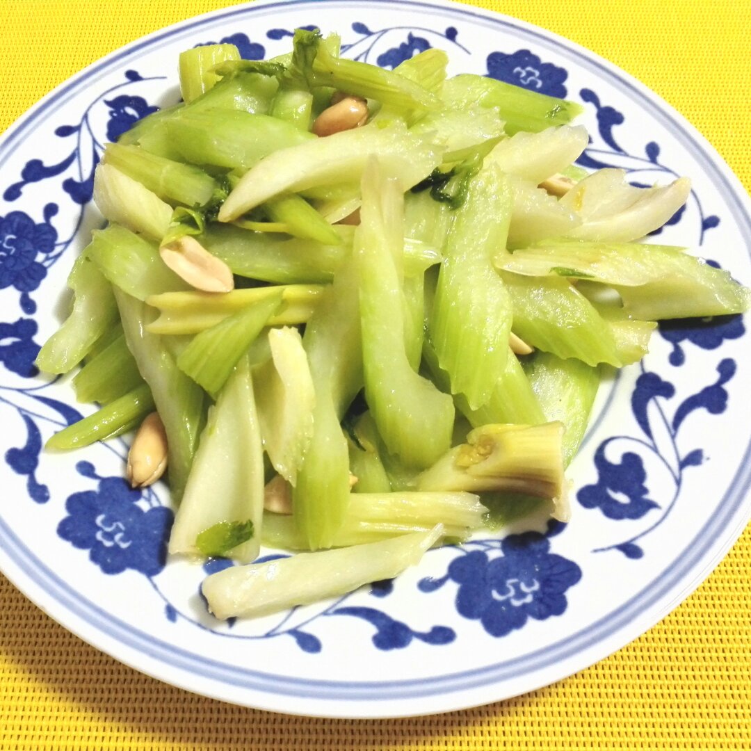 西芹花生－celery peanut