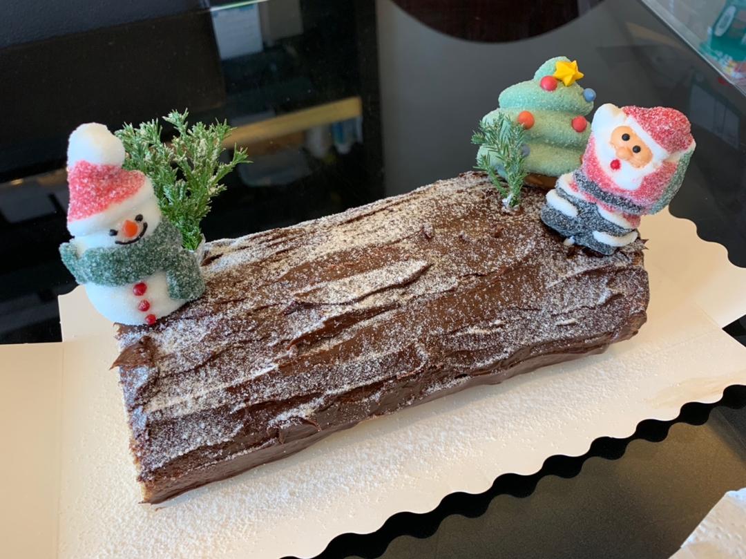 超简单圣诞树根蛋糕卷-超人气菜谱