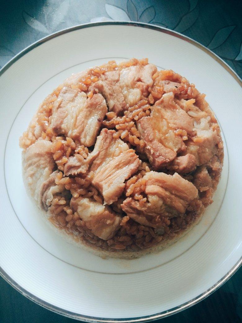 香菇五花肉米饭