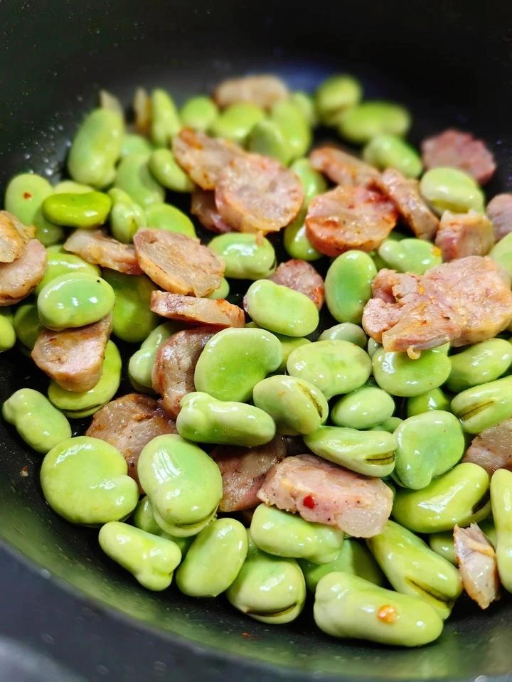 蚕豆焖饭（电饭煲简便版）