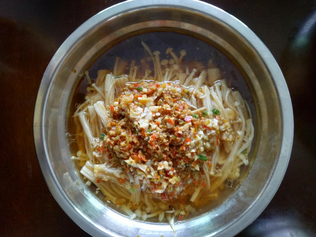 蒜蓉蒸金针菇