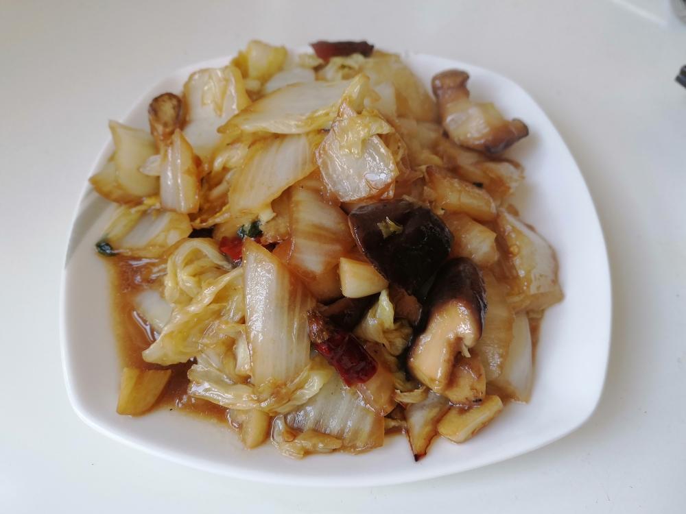 香菇炒白菜的做法