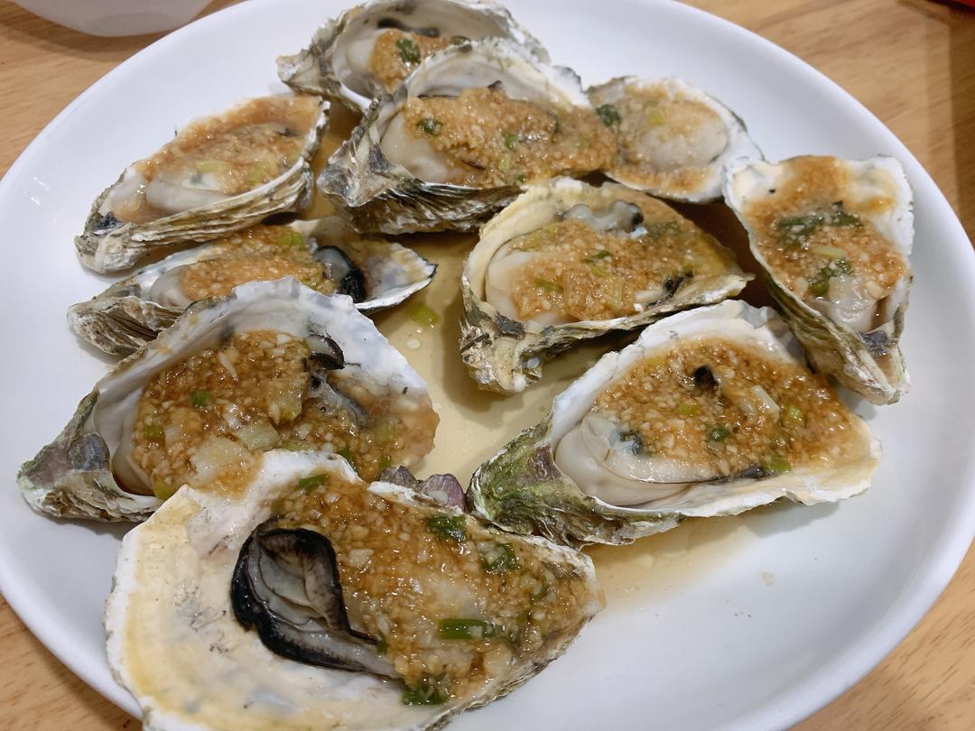 一口气能吃一盘的蒜蓉生蚝