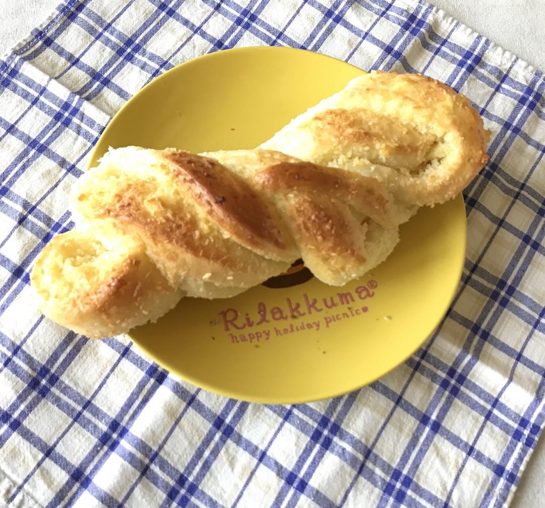 椰蓉奶棒面包