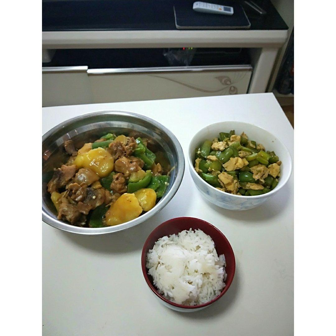 土豆焖鸡