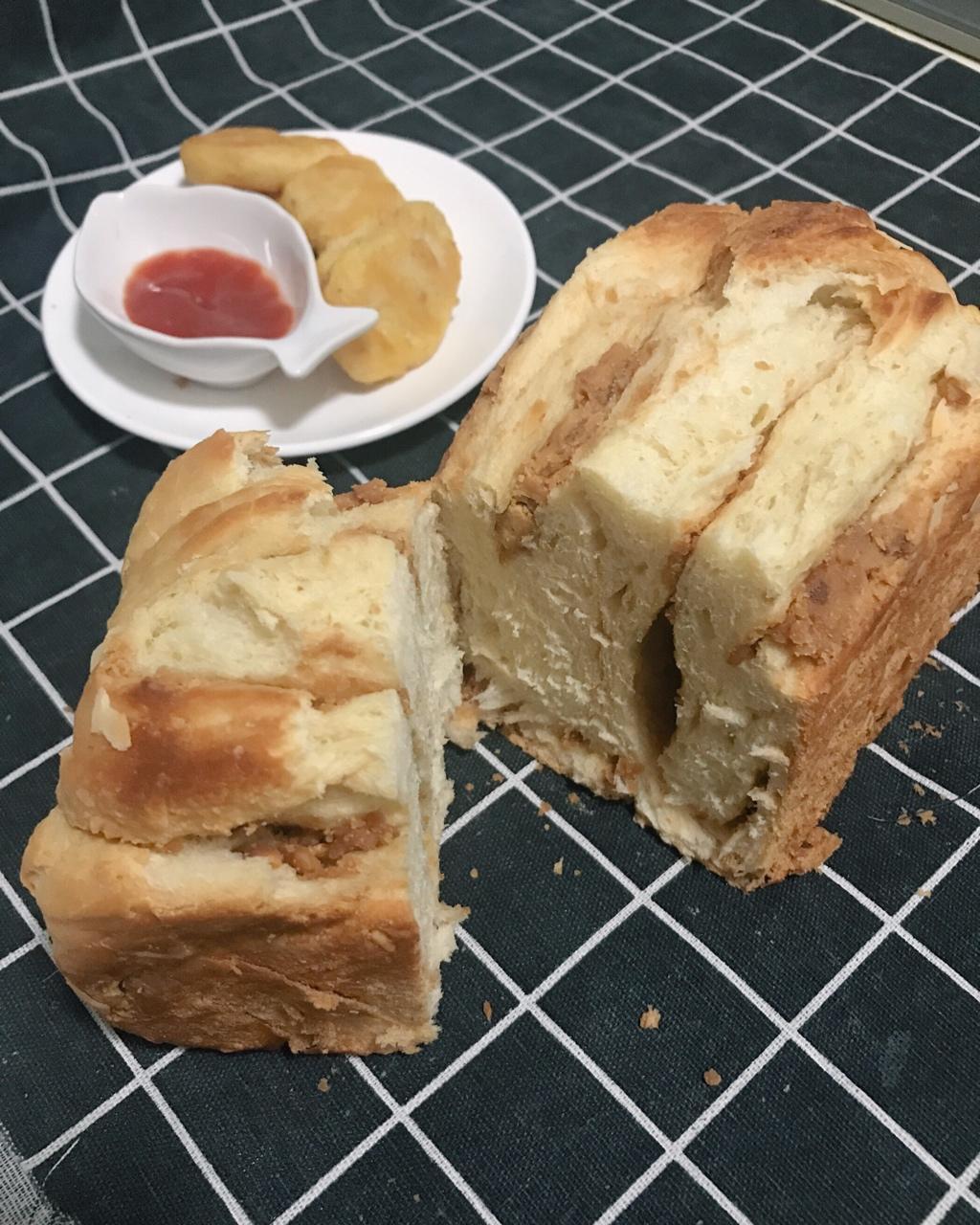 花生酱吐司面包