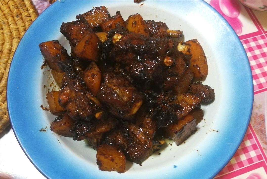 酥烂脱骨，啤酒烧排骨