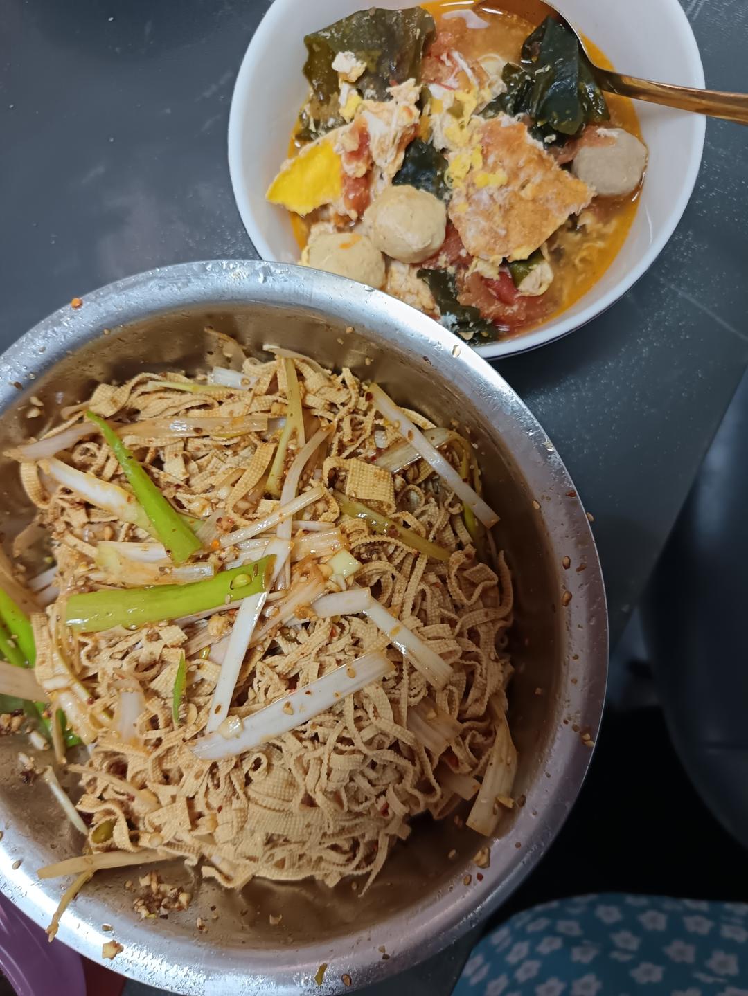 零失败‼️比辣条还好吃百倍〰️香辣豆皮